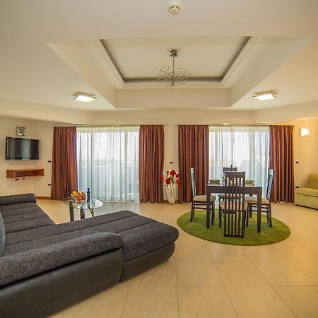 Apartments Milan Makarska Eksteriør billede