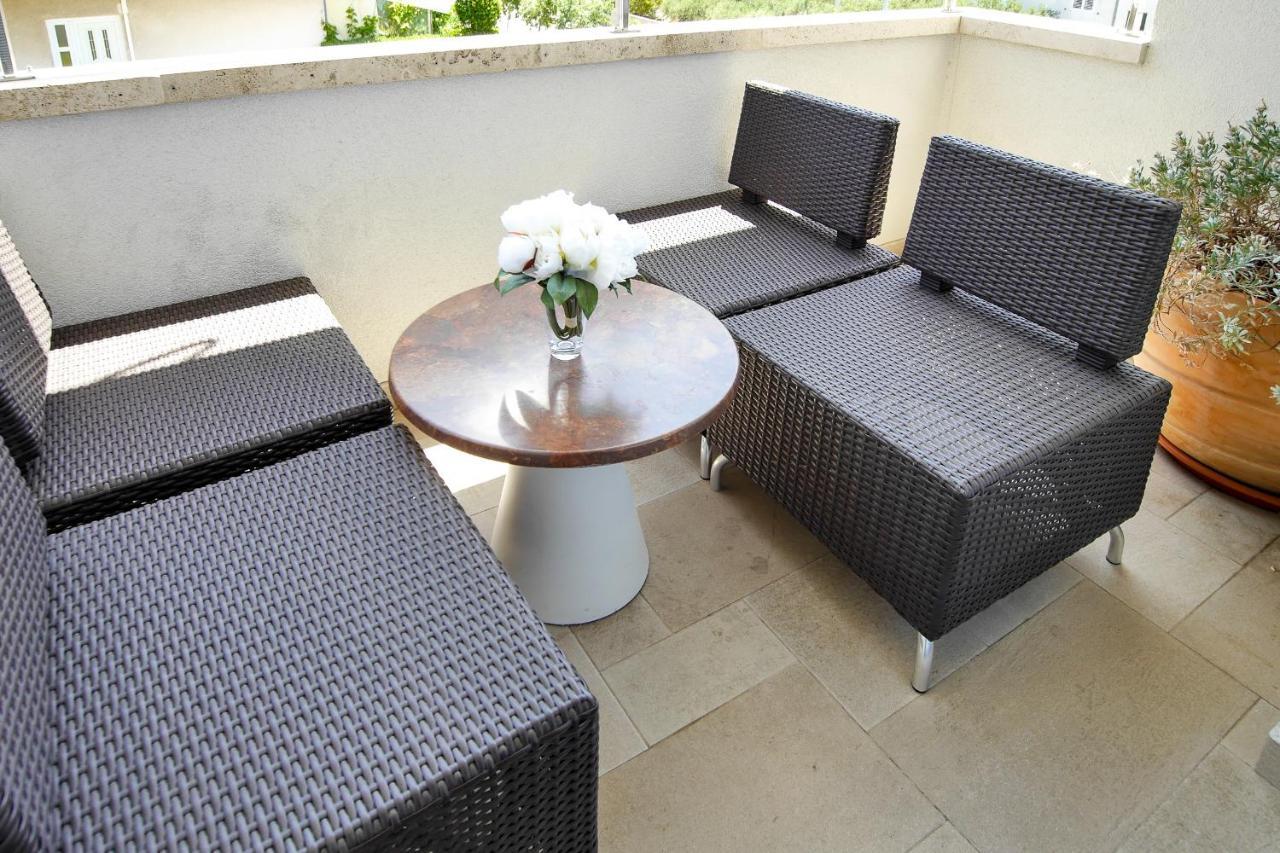 Apartments Milan Makarska Eksteriør billede