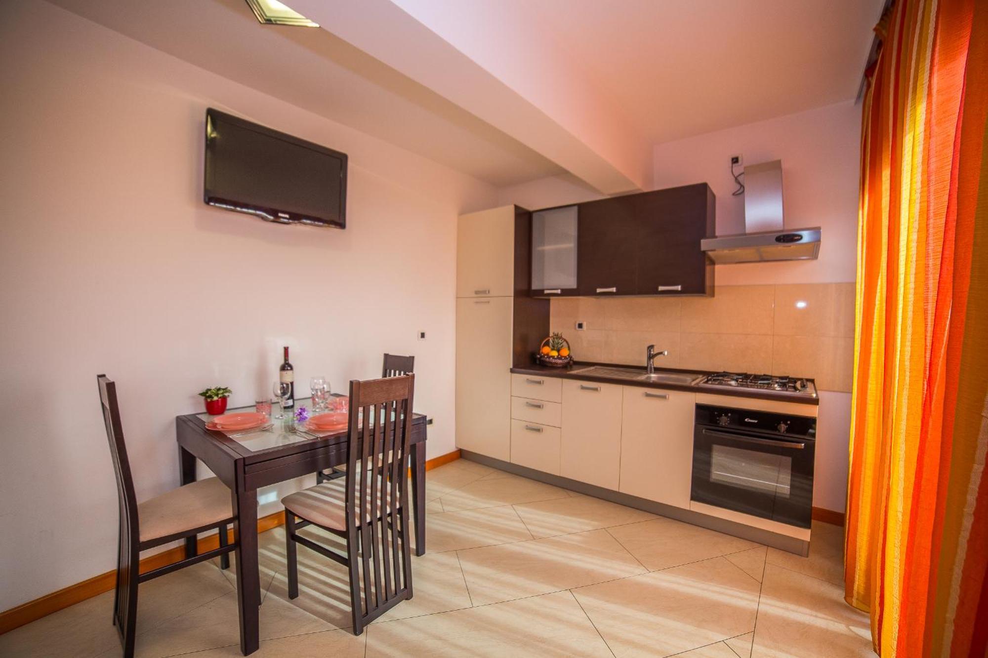 Apartments Milan Makarska Værelse billede
