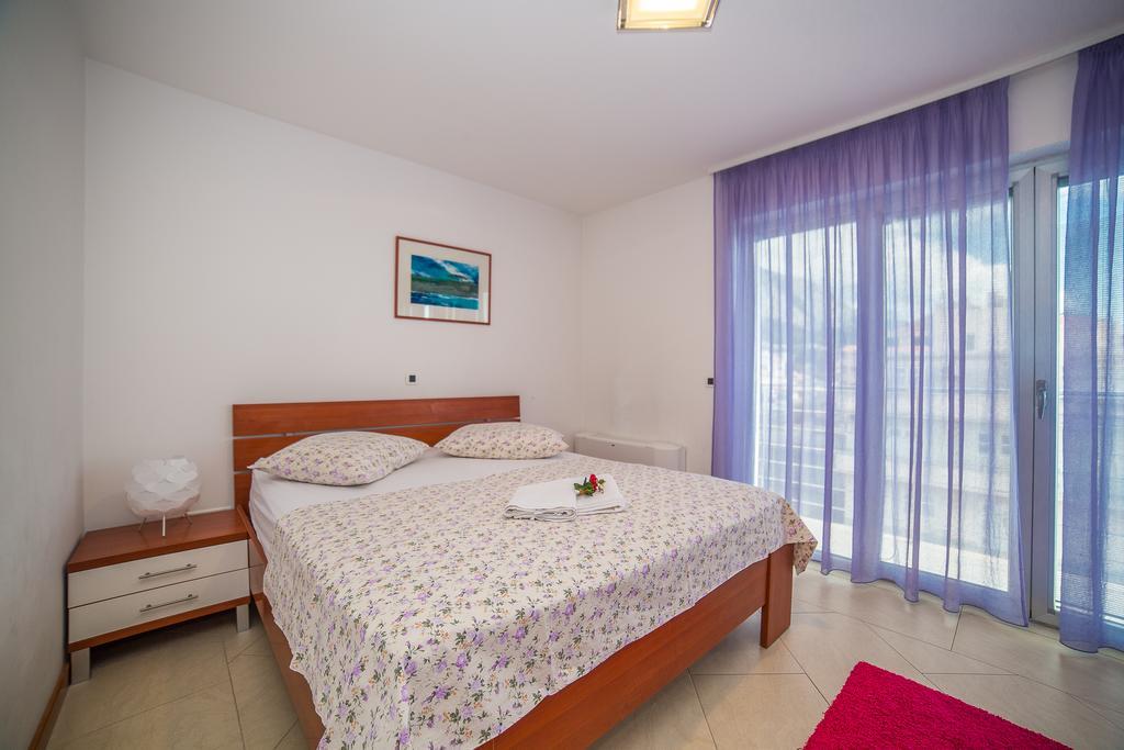 Apartments Milan Makarska Eksteriør billede