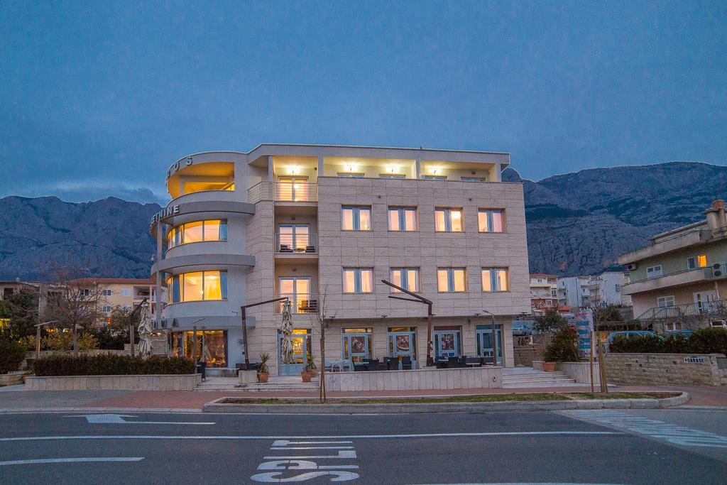 Apartments Milan Makarska Eksteriør billede